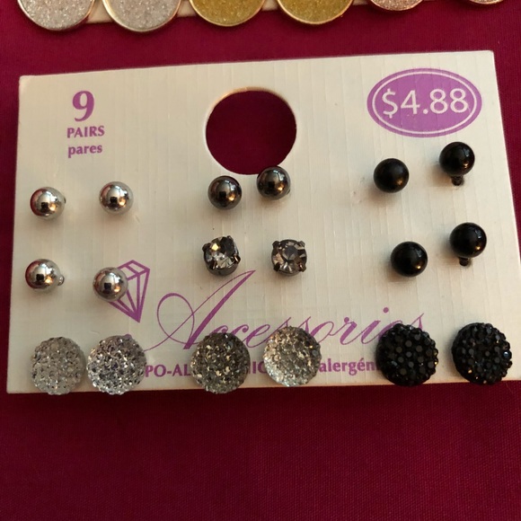 15 pair of Earrings - Picture 2 of 3